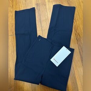 Smooth Fit Pull-On High-Rise Cropped Pant